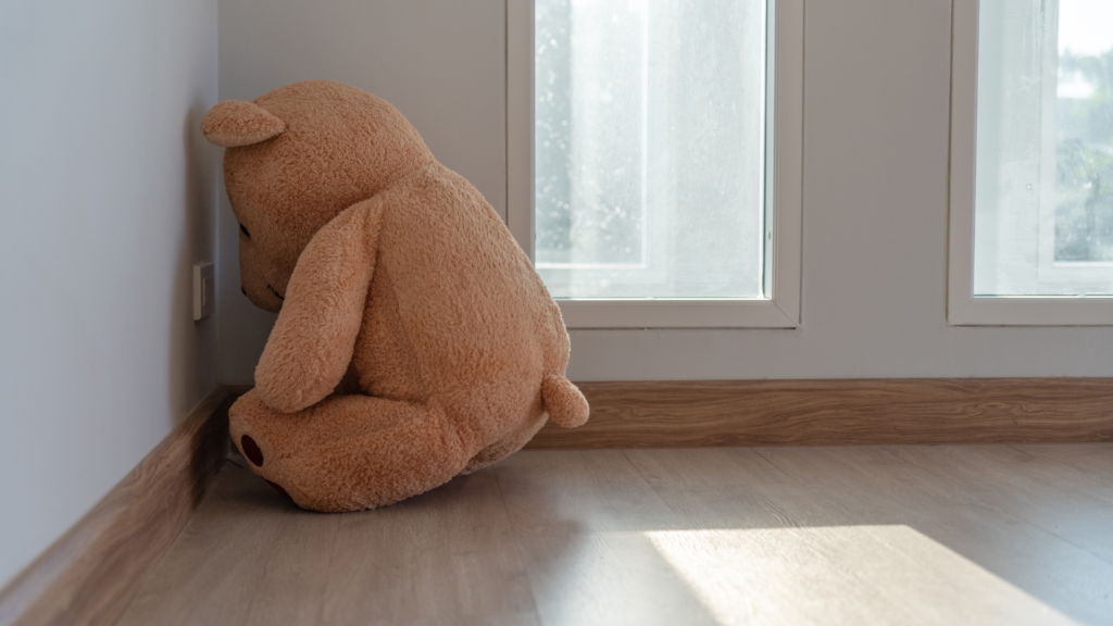 Featured image for “「我慢しすぎる人」の特徴7つ｜優しい人ほど人生が苦しくなる理由”